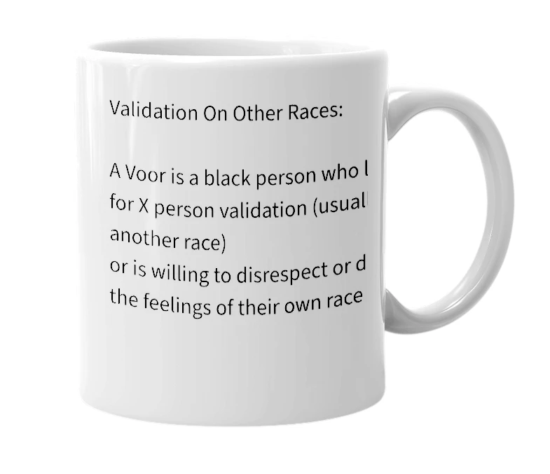 White mug with the definition of 'voor'