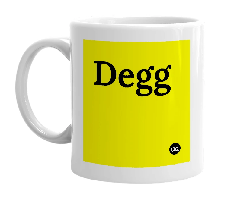 White mug with 'Degg' in bold black letters