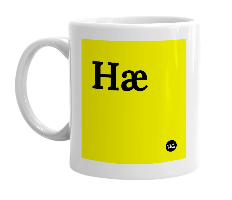White mug with 'Hæ' in bold black letters