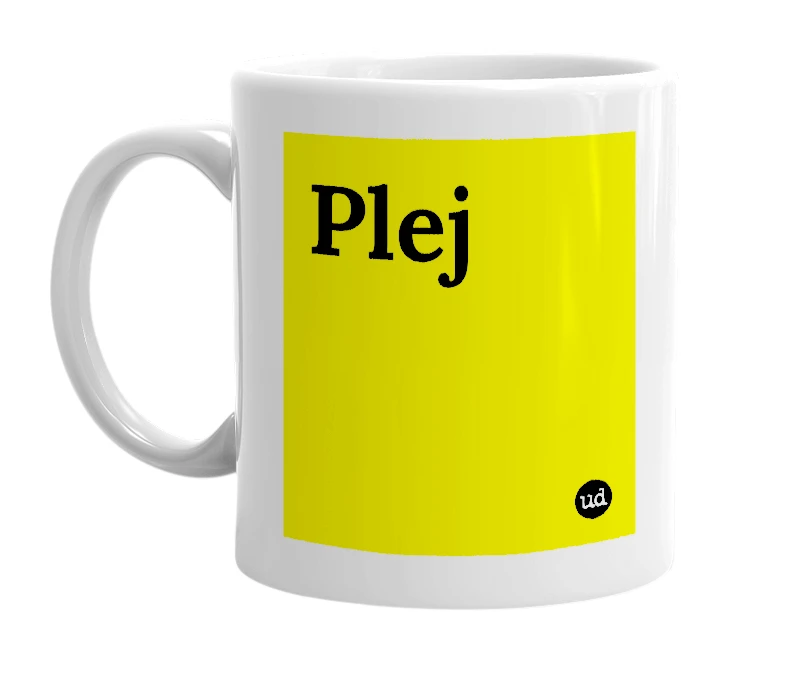 White mug with 'Plej' in bold black letters