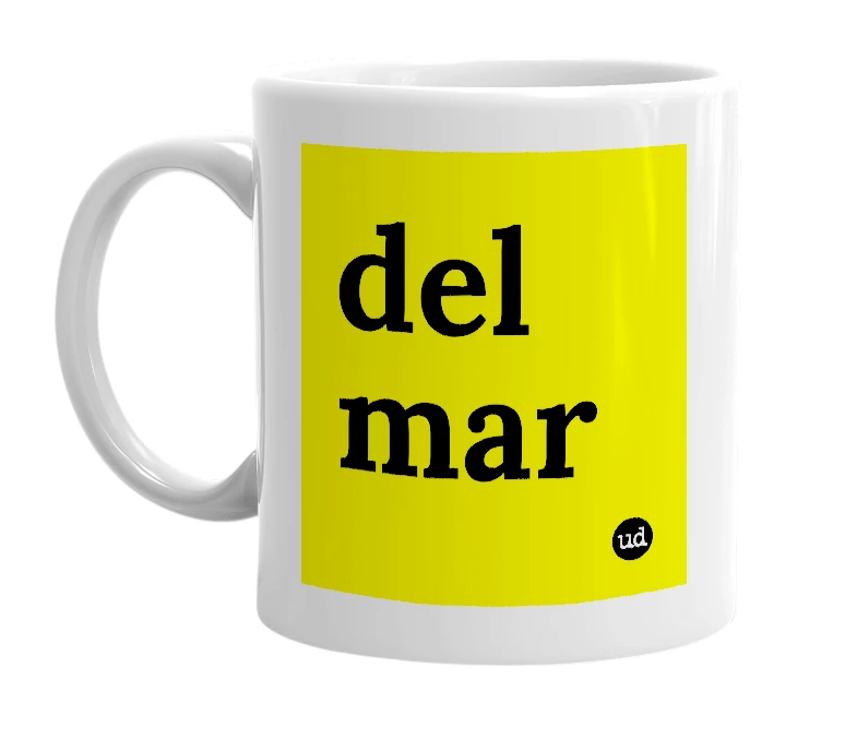 White mug with 'del mar' in bold black letters