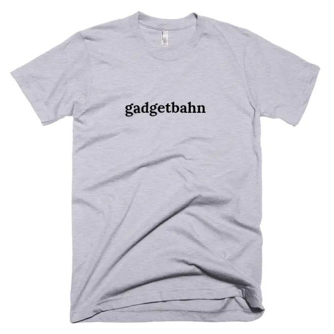 T-shirt with 'gadgetbahn' text on the front