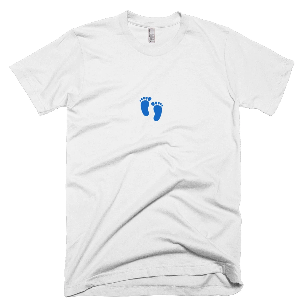 T-shirt with '👣' text on the front